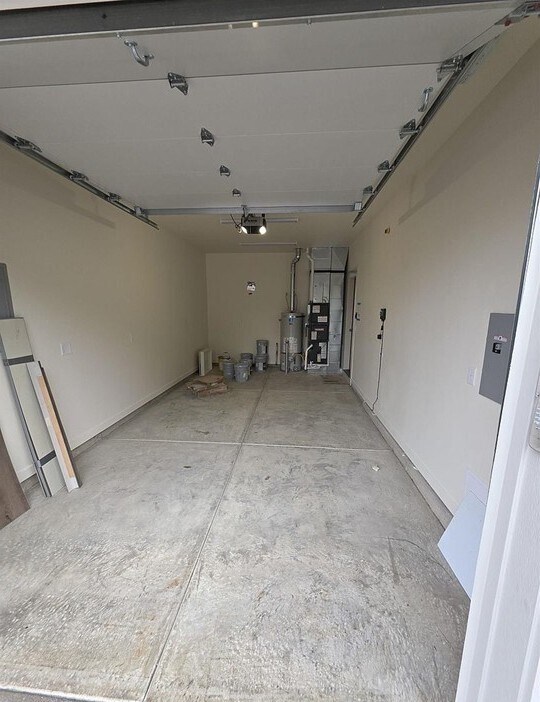 Building Photo - 1319 Oppek St NE