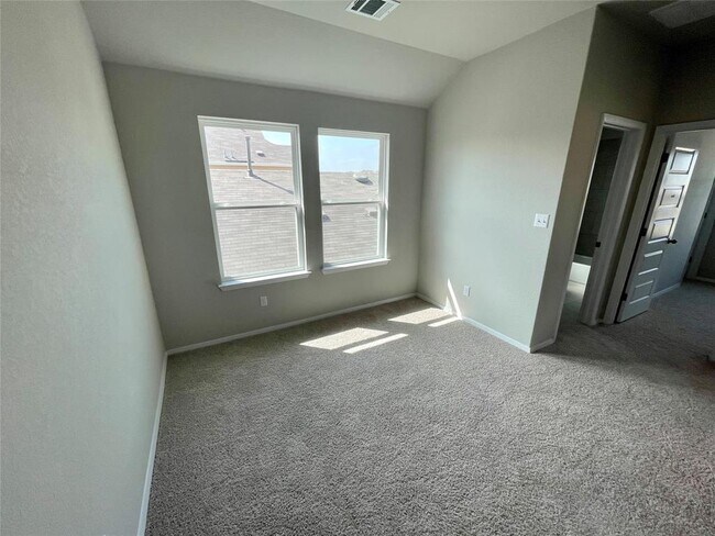 Building Photo - 176 Heather Glen Way