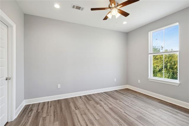 Building Photo - 2121-23 Jourdan