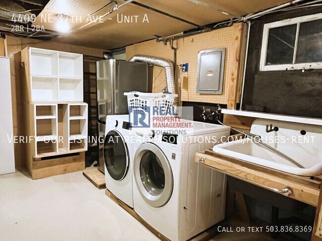 Building Photo - 4409 NE 37th Ave