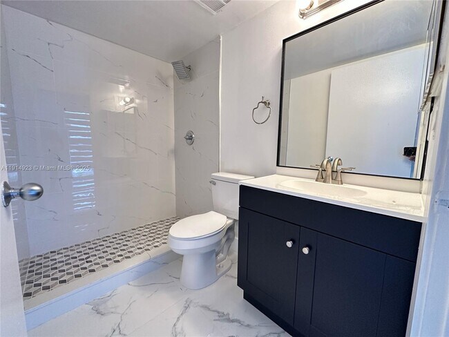 Building Photo - 7125 NW 186th St