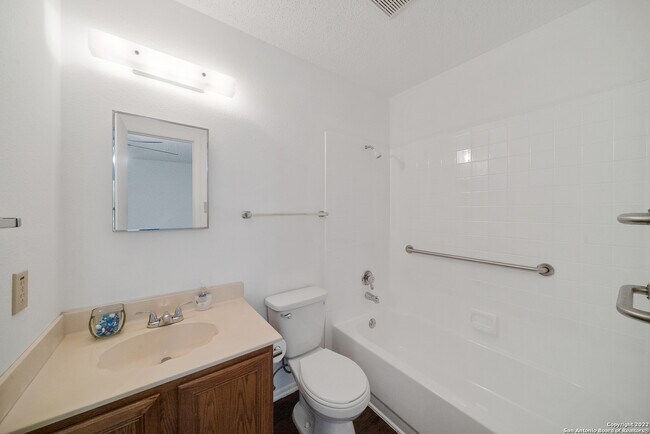 Building Photo - 12811 Hunting Bear