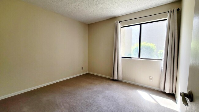 Building Photo - 31200 Landau Blvd