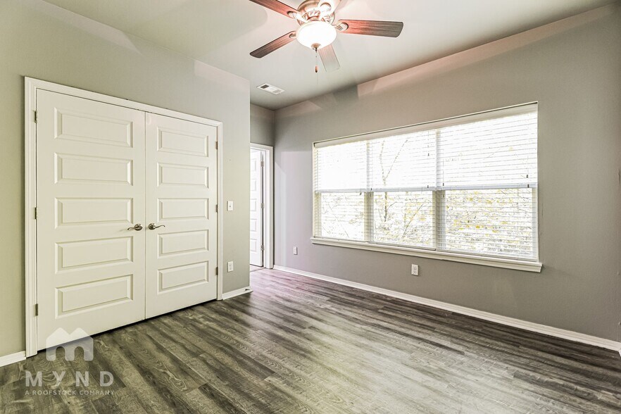 Building Photo - 1766 N Reno Dr