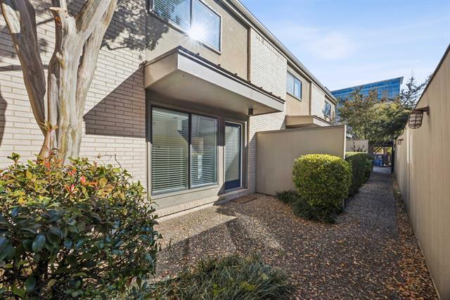 Building Photo - 4320 Cole Ave