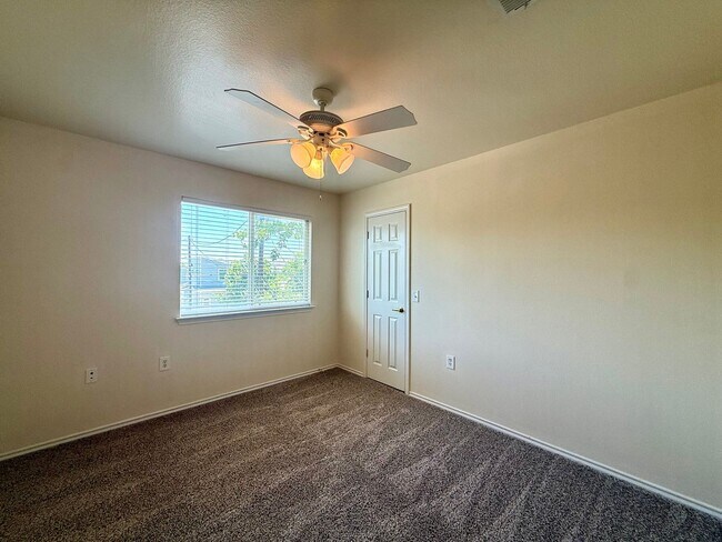 Building Photo - 6912 Meador Ave