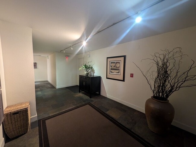 Building Photo - Capitol Hill Condo Available in June - Two Bedroom, High Floor Unit w/ A/C