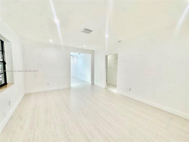 Building Photo - 3525 SW 92nd Ave