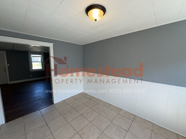 Building Photo - 7064 Clover Ln