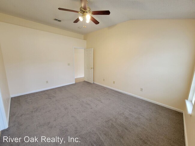 Building Photo - 3 br, 2 bath House - 8338 Rockridge Dr.