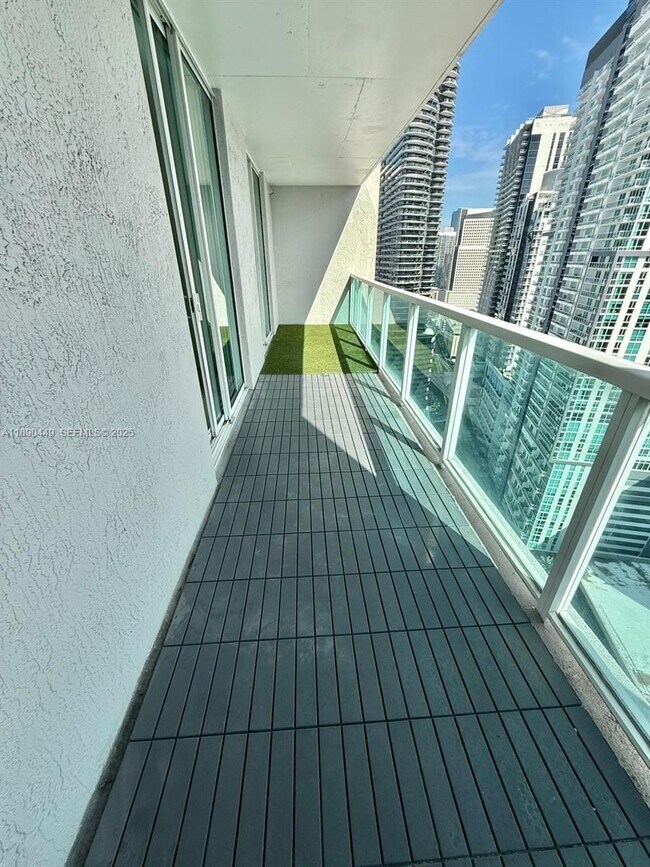 Building Photo - 1250 S Miami Ave