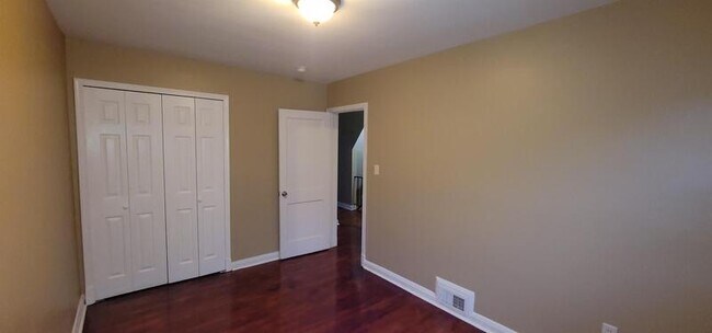 Building Photo - 5928 Hillen Rd