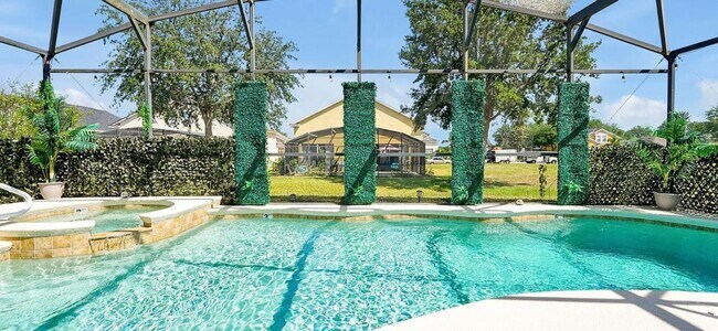 Building Photo - Stunning Fully Furnished and Decorated home in Davenport with Private Pool!