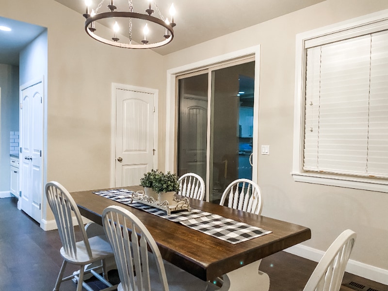 Building Photo - 514 N Vandries Way