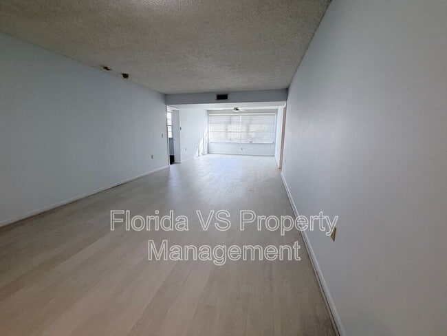 Building Photo - 3511 Village Blvd