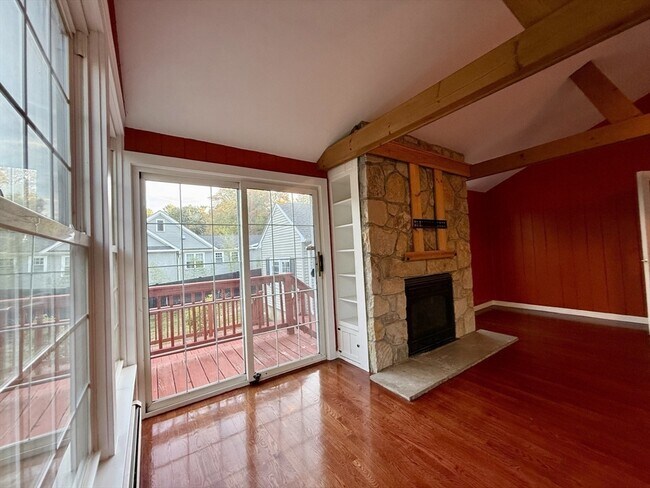 Building Photo - 3 Alaska Ave