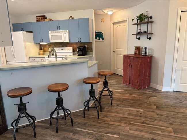 Building Photo - 3205 SE 23rd Pl