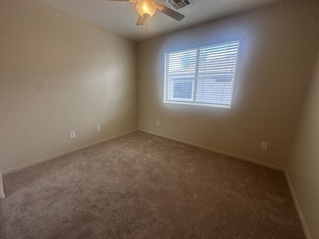 Building Photo - UPGRADE TO THIS GILBERT TWO STORY 4 BEDROOM HOME WITH A 2 CAR GARAGE AND SMALL YARD.