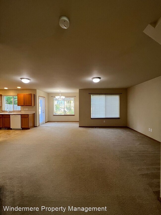 Building Photo - 3 br, 2.5 bath House - 6878 Aquene Loop Ne