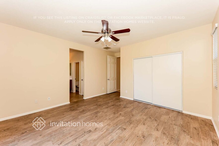 Building Photo - 1594 Leslie St