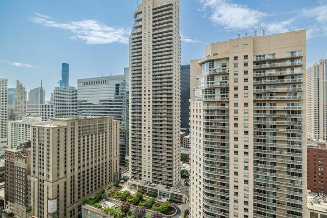 Building Photo - 33 W Ontario St