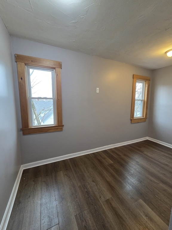 Building Photo - 39 Blossom St
