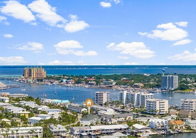 Building Photo - 485 Gulf Shore Dr