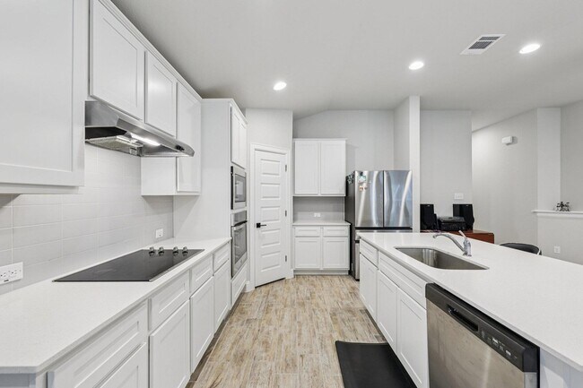 Building Photo - 21709 Osage Ln
