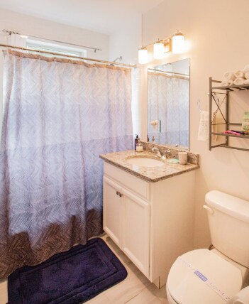 Building Photo - 1008 Tremont St