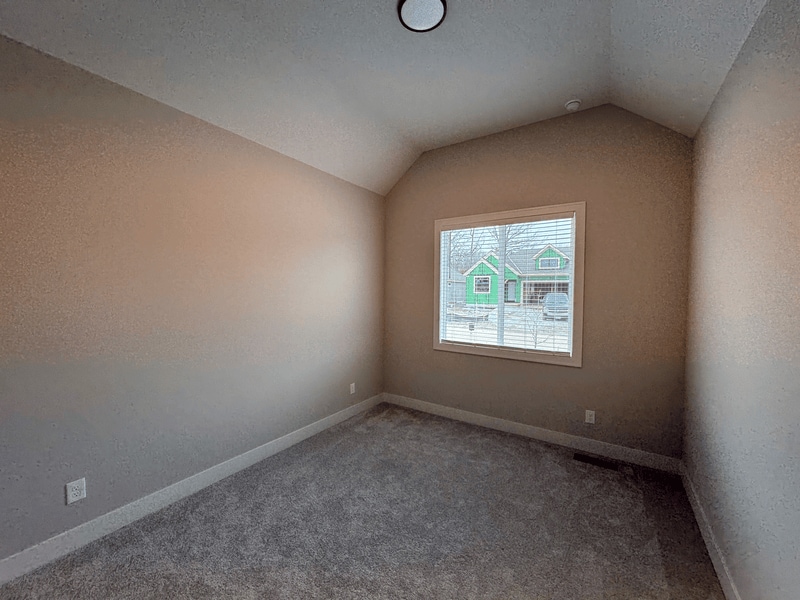 Building Photo - 1406 SW Winthrop Dr