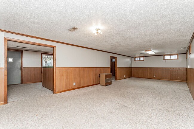 Building Photo - Please View 3D Virtual Walk-Through Before...