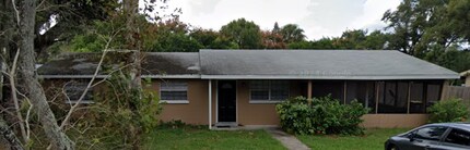 Building Photo - Charming Three-Bedroom, Two-Bathroom Single-Family Home!