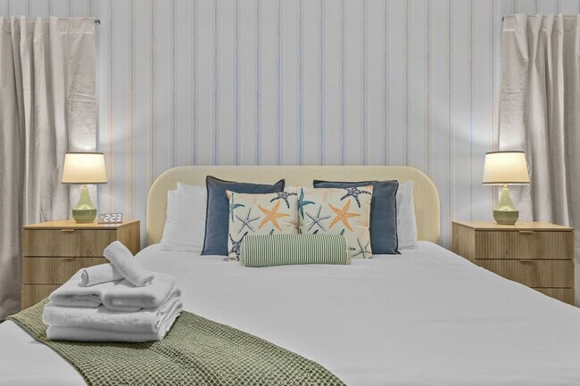 Building Photo - 9414 Laura Anne Dr