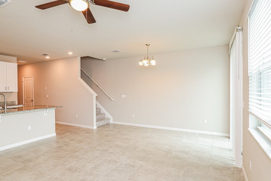Building Photo - 3510 Joshua Tree St