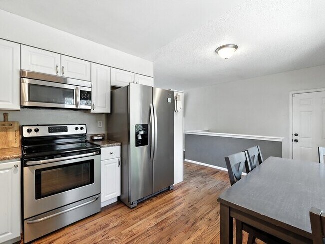 Building Photo - 4750 Wilde Dr