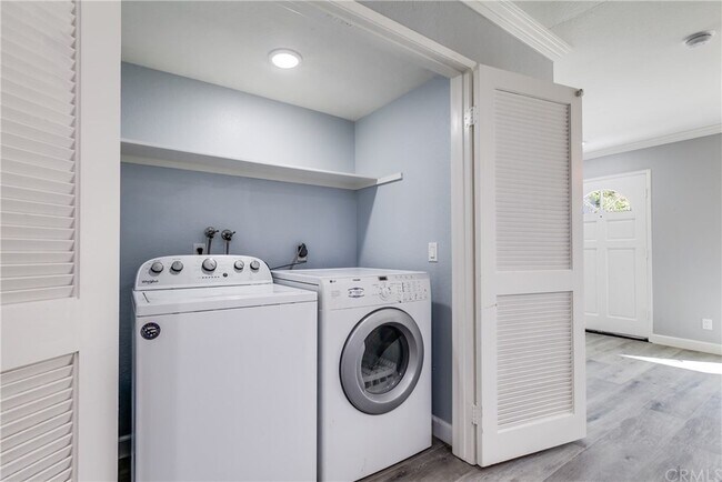 Building Photo - 55 Exeter-