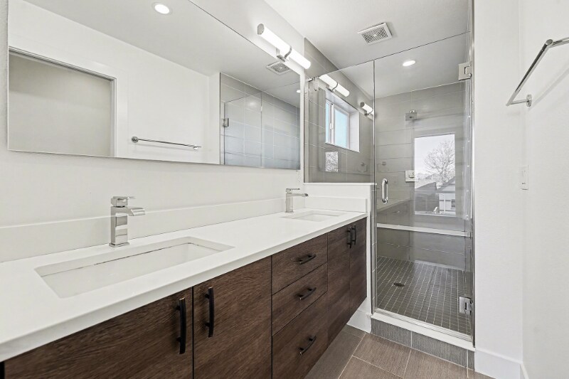 Building Photo - 232 Inca St