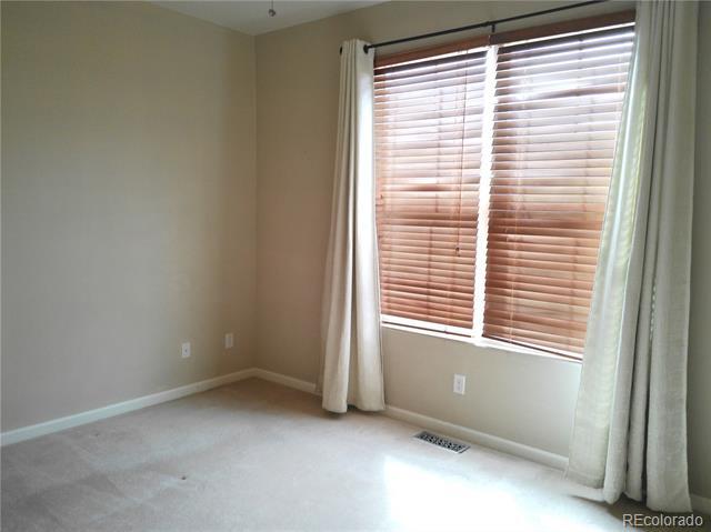 Building Photo - 4714 ROWLAND Heights