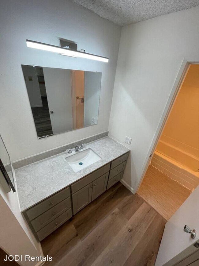 Building Photo - 1 br, 1 bath House - 380 Vallejo Drive Uni...