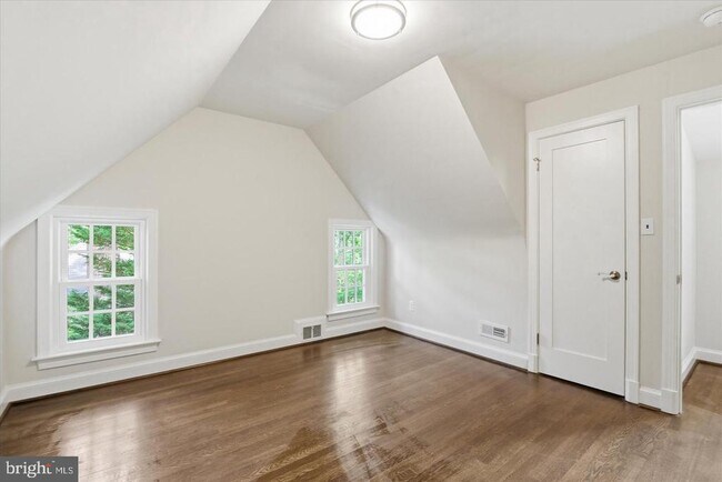 Building Photo - 7825 Oldchester Rd