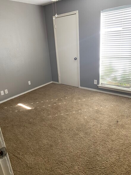 Building Photo - 3615 Colter Rd