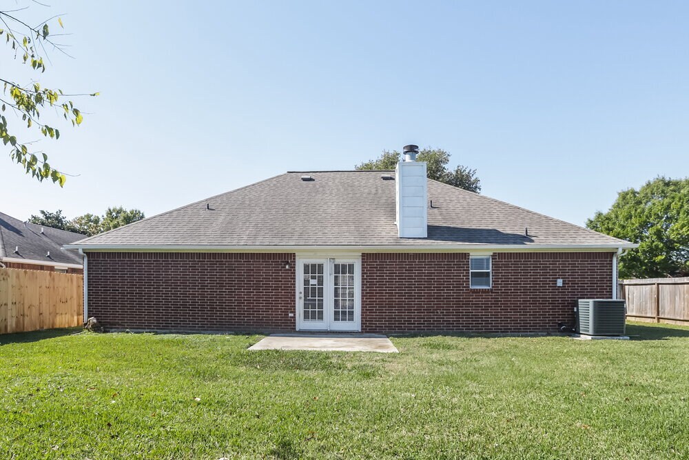 Building Photo - 6750 Liberty Valley Dr