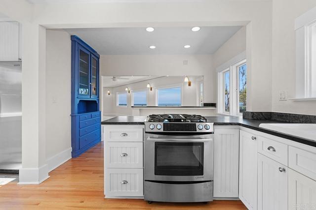 Building Photo - 1654 Camino Del Mar