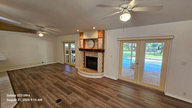 Building Photo - 3998 Dakota Cir