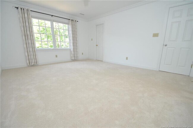 Building Photo - 6121 Chowning Ct