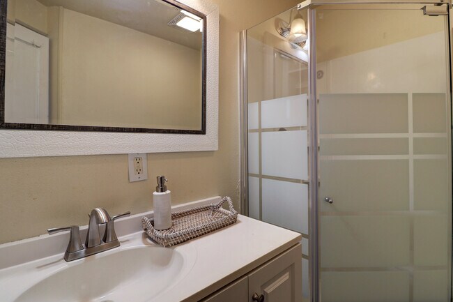 Bathroom - 611 10th St S