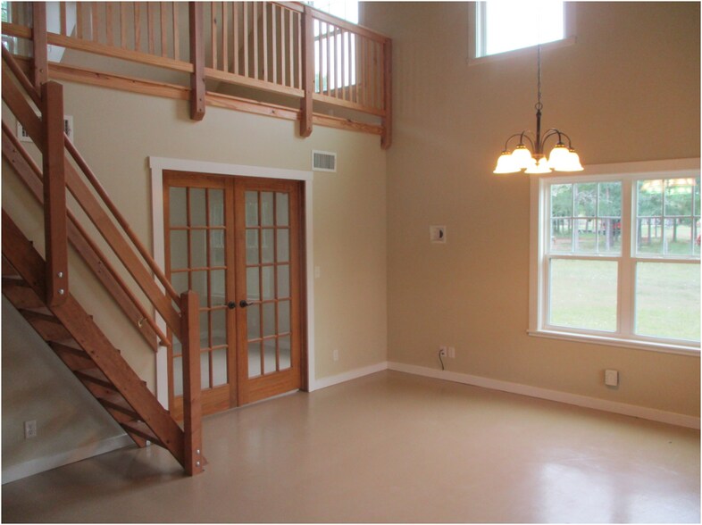 Building Photo - 488 FM 1441