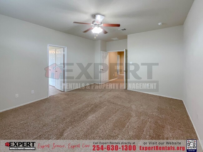 Building Photo - Enchanting 4-bedroom, 2-bathroom home nestled in Splawn Ranch!