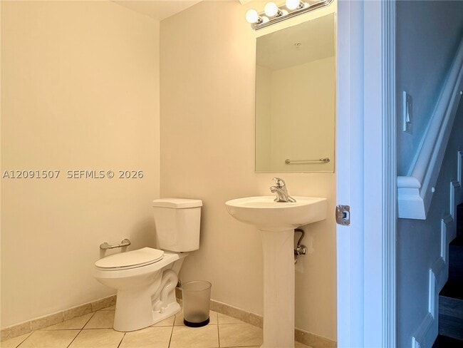 Building Photo - 8390 SW 72nd Ave
