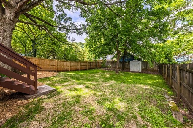 Building Photo - 487 Pasley Ave SE